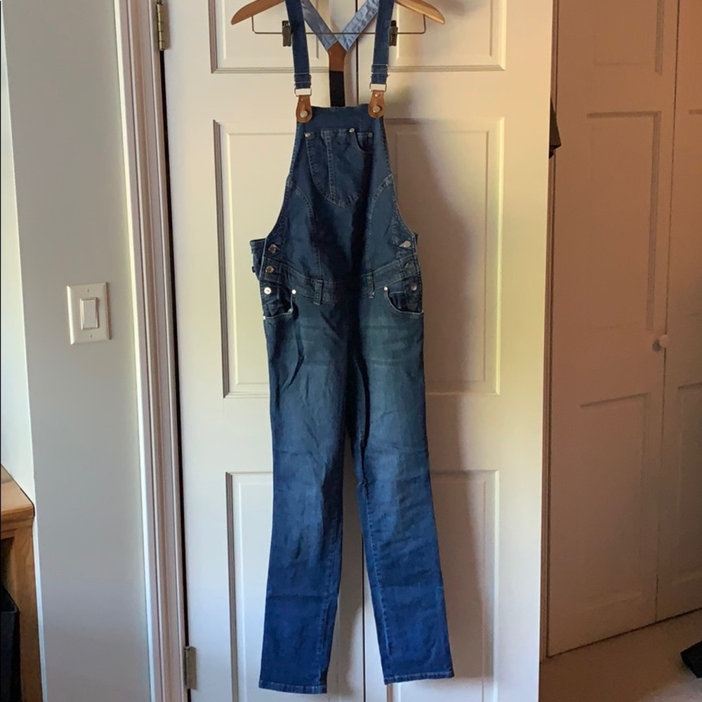 Ebru Maternity overalls!!!